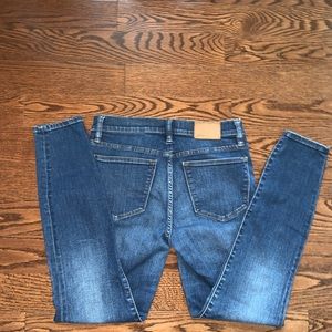 J. Crew Pants - JCrew TOOTHPICK Jeans J. Crew Pants - JCrew TOOTHPICK Jeans